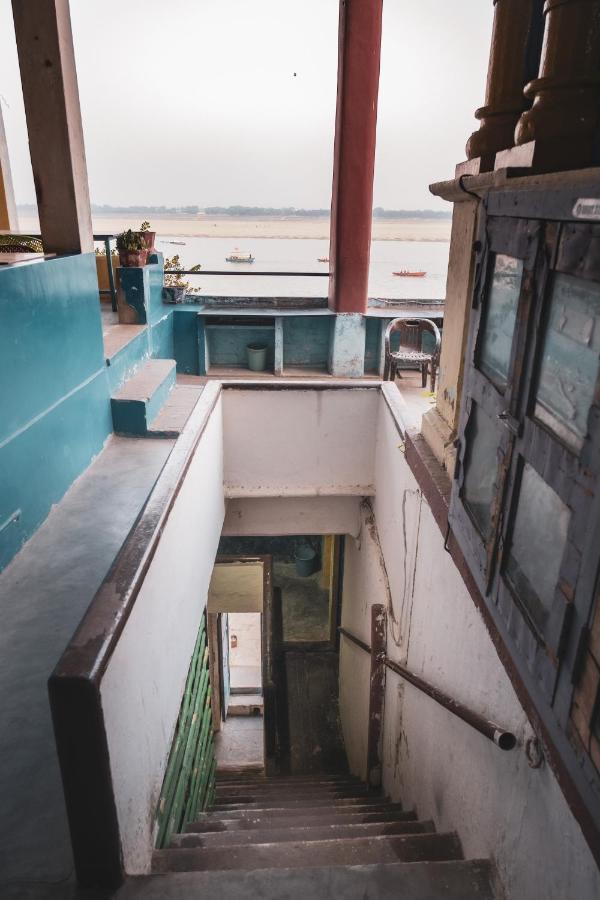 Vishnu Rest House Varanasi Exterior foto