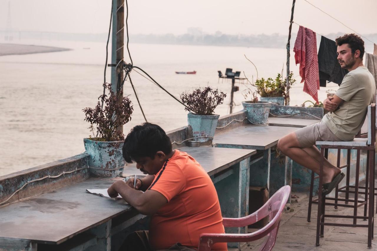 Vishnu Rest House Varanasi Exterior foto
